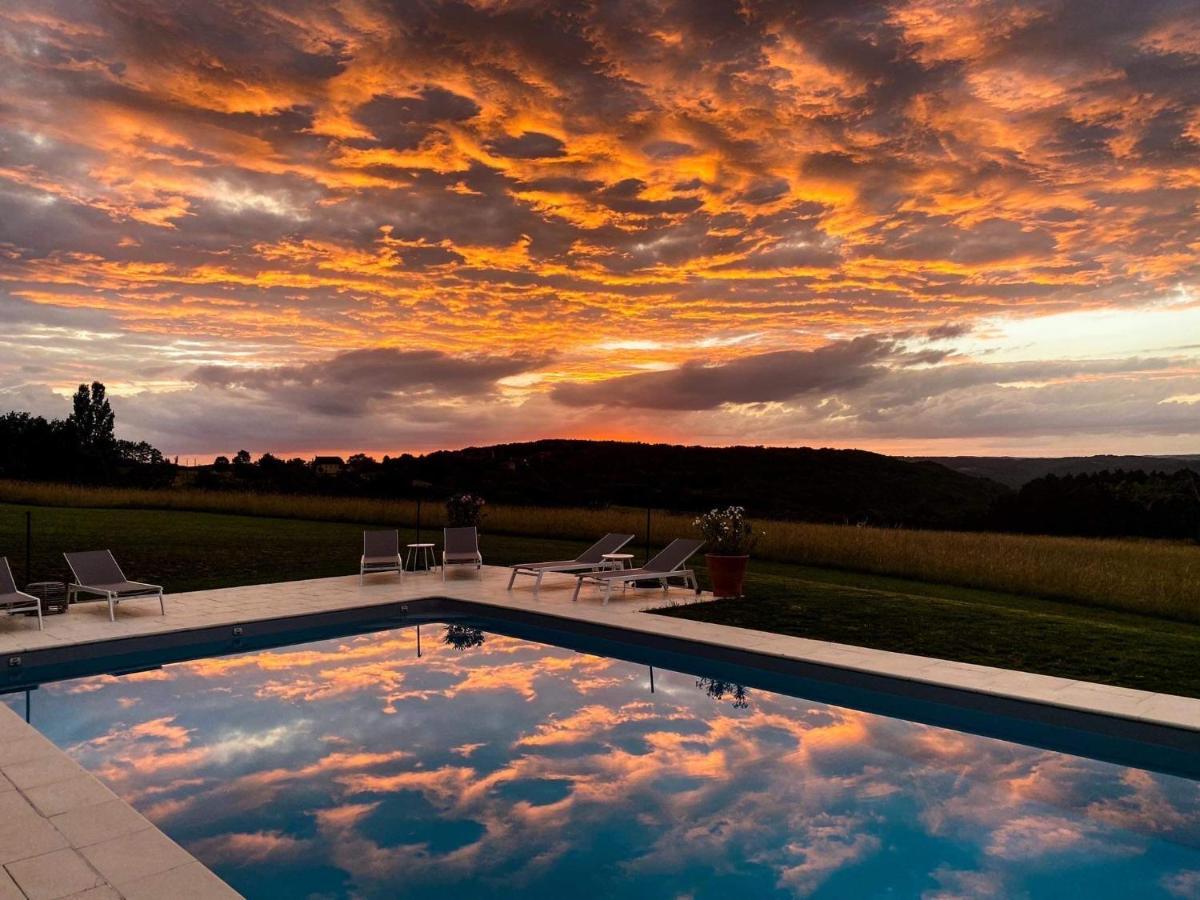 Domaine De Cazal - Gite 2 Pers Avec Piscine Au Coeur De 26 Hectares De Nature Preservee Saint-Cyprien  Exterior foto